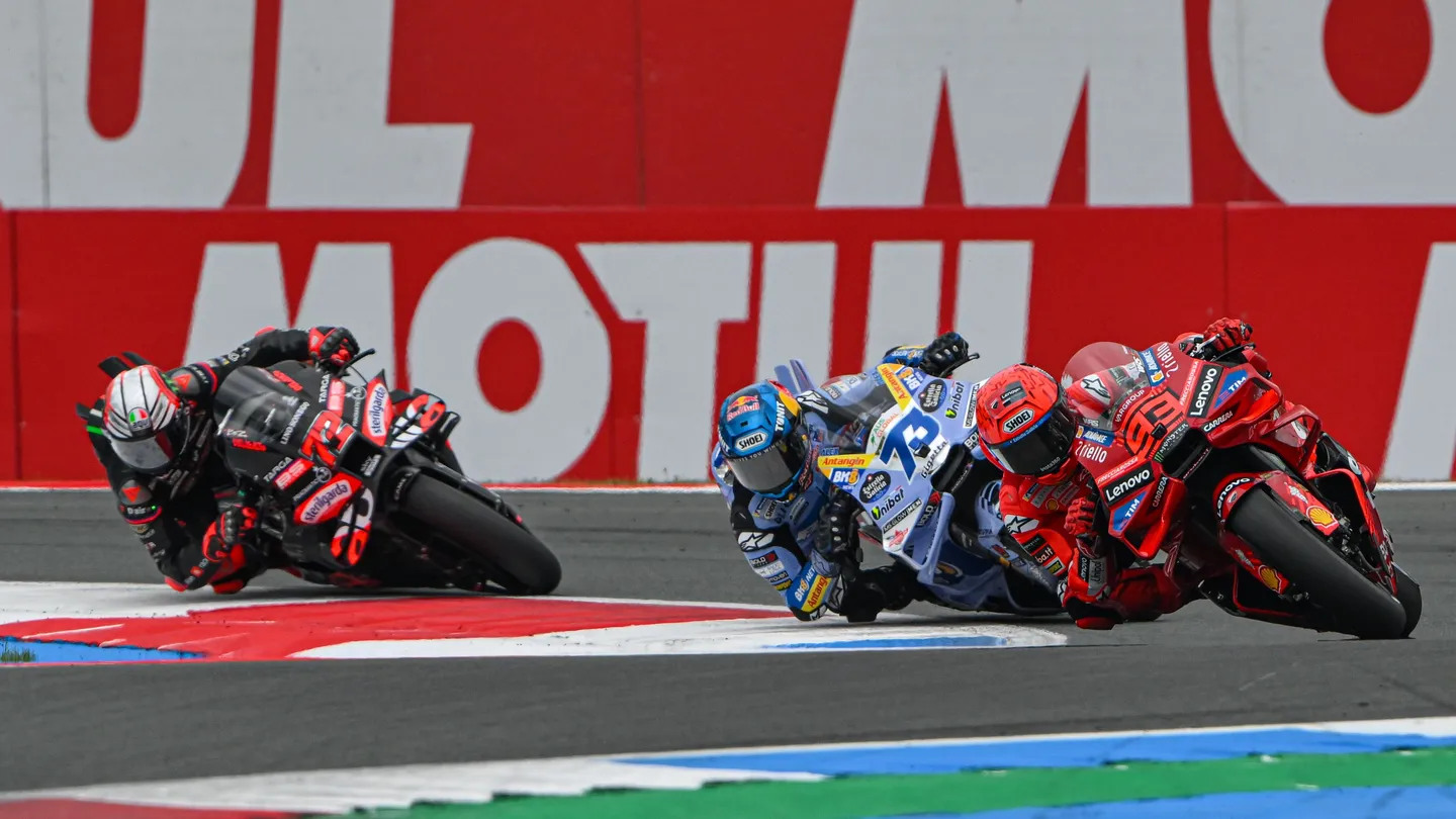 Building a Competitive Race Car – From Concept to Checkered Flag